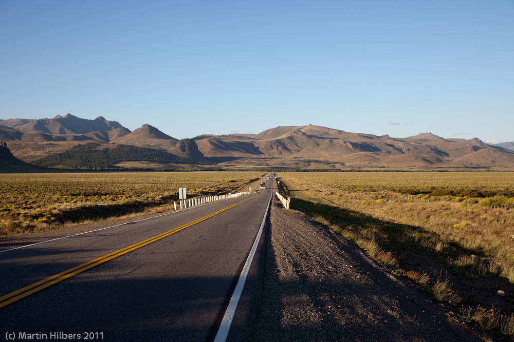 Carretera Austral: 13/01 Rio Bravo - Bariloche / Argentinian Pampa. Click to see full size image