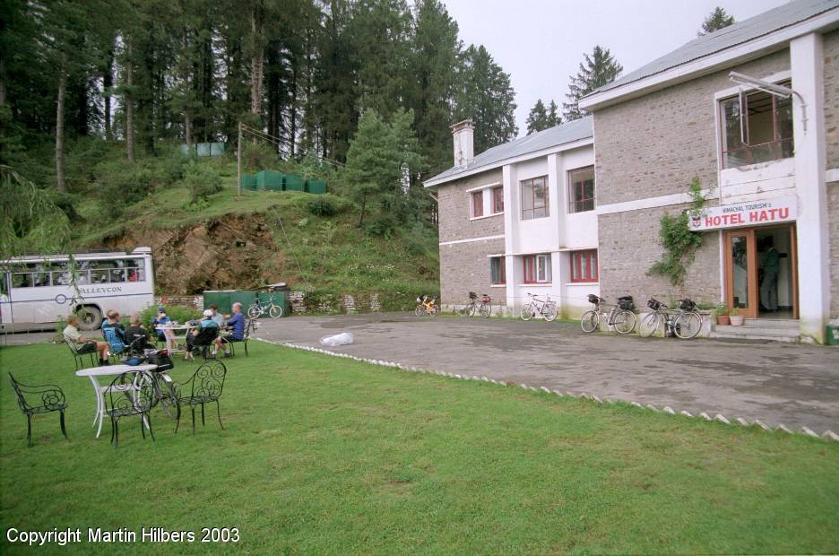 Indian Himalayas : Narkanda - Rampur / Narkanda Hotel. Click to see full size image