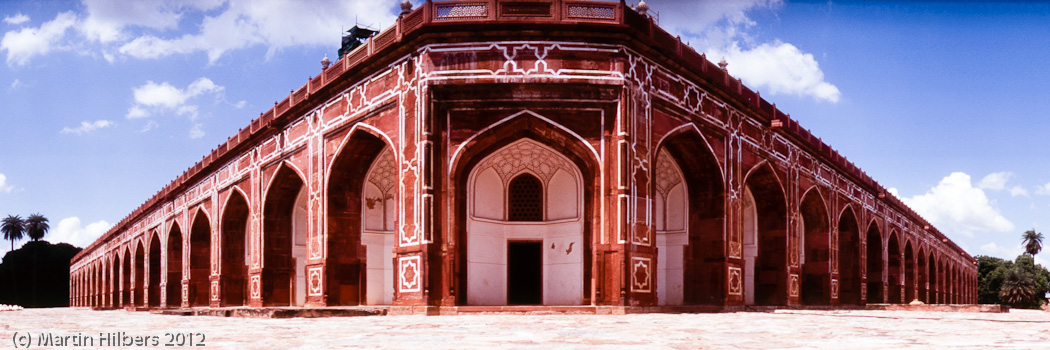Ladakh: 5/9 New Delhi / Humayun Tomb. Click to see full size image