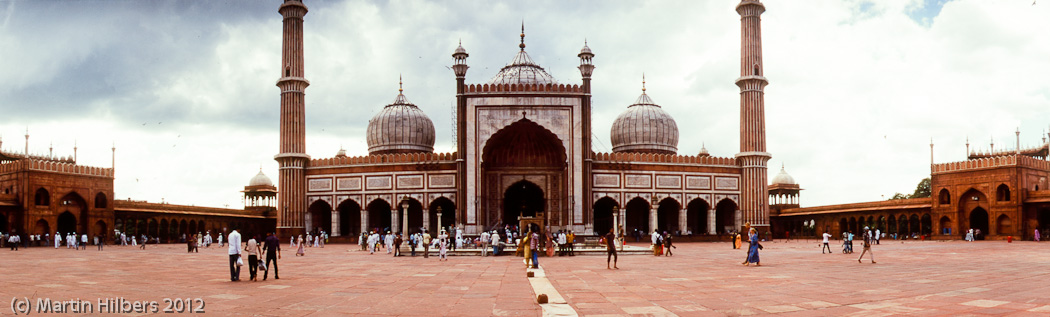 Ladakh: 5/9 New Delhi / Jama Masjid mosque. Click to see full size image