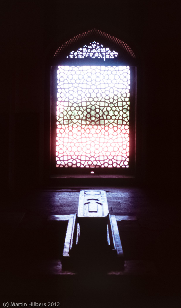 Ladakh: 5/9 New Delhi / Inside Humayun Tomb. Click to see full size image