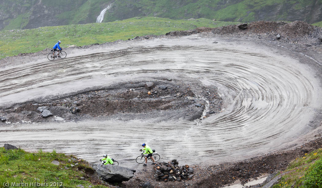 Ladakh: 22/8 Rohtang La / Its muddy on Rohtang La. Click to see full size image