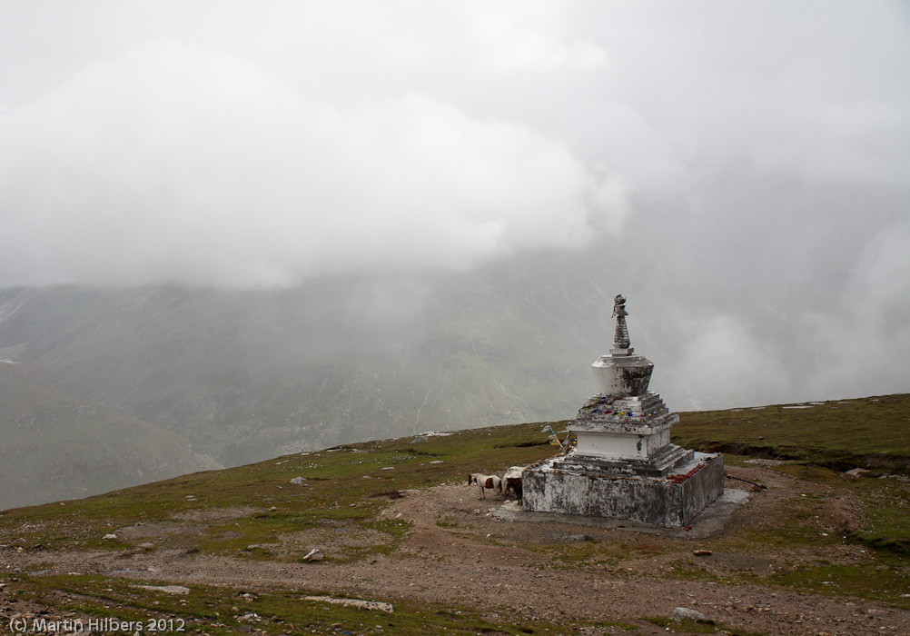 Ladakh: 22/8 Rohtang La / Rohtang La. Click to see full size image