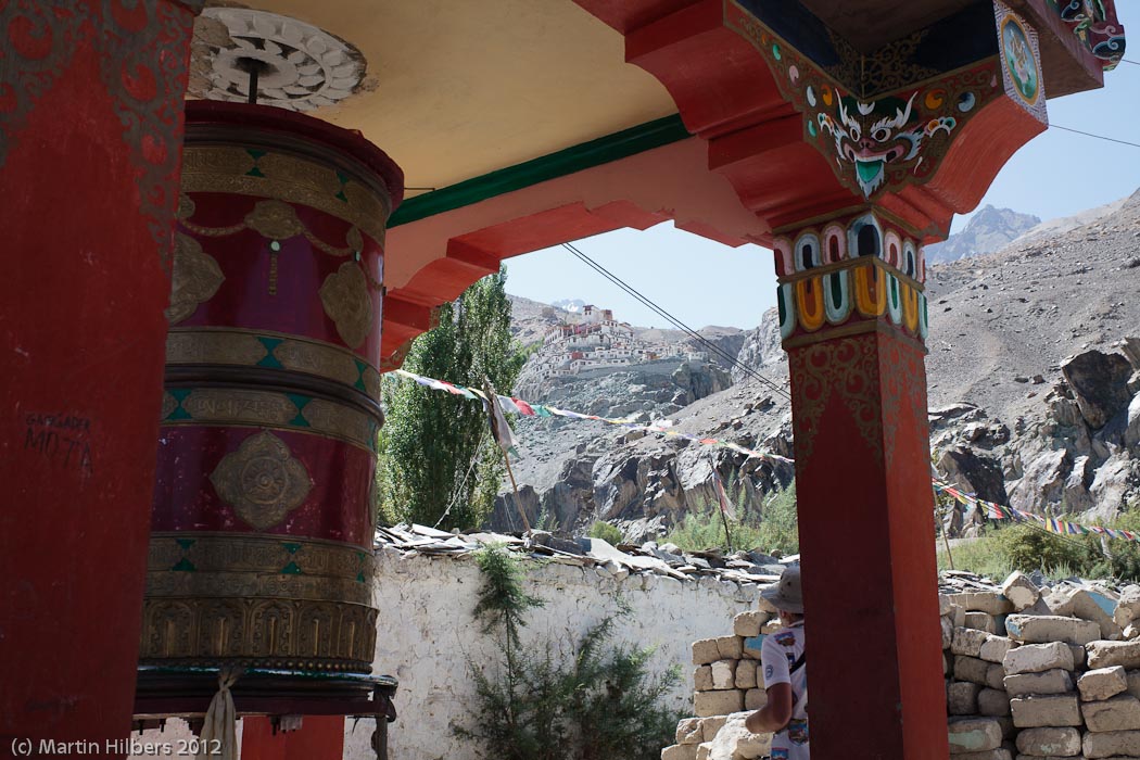Ladakh: 1/9 Khalsar - Hunder vv / Diskit prayer wheel and Gompa. Click to see full size image