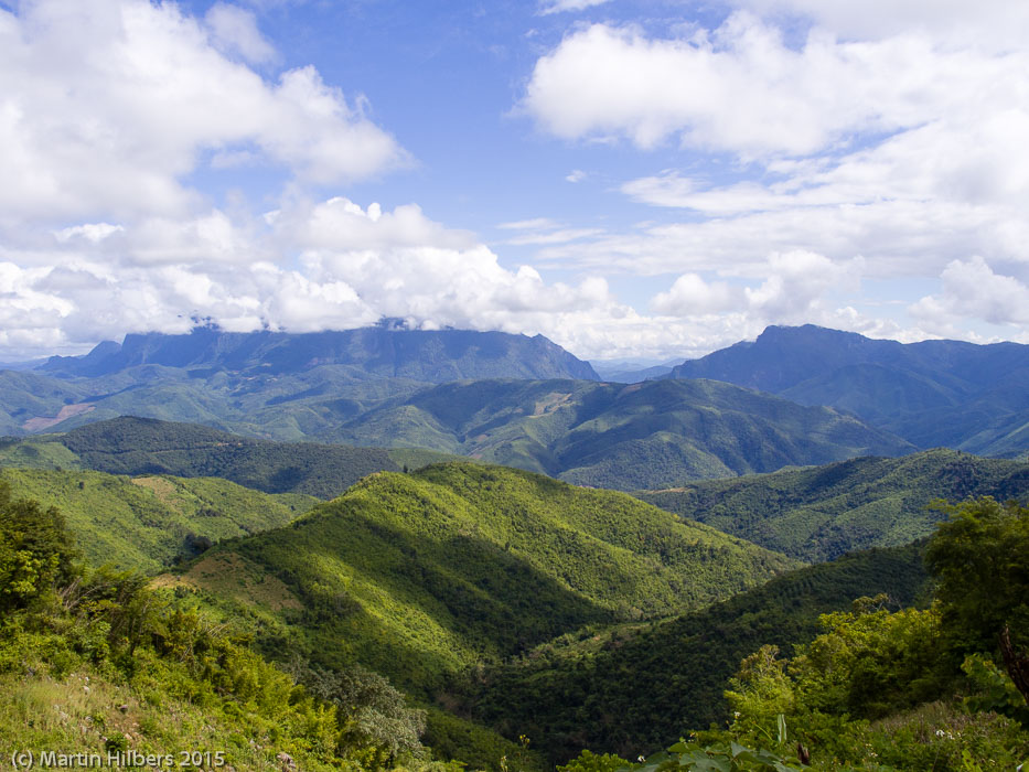 Laos: 9/11 Luong Prabang - Kiew Kachan / Mountain view. Click to see full size image
