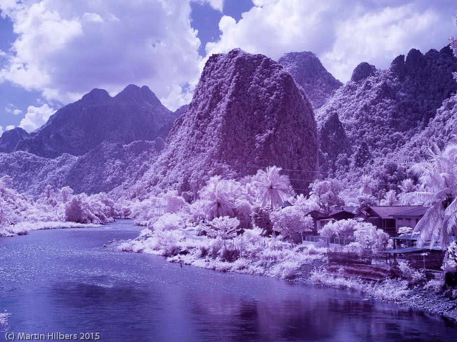 Laos: 11/11 Nam Khene - Vang Vieng / River view in Houay Pamom (IR). Click to see full size image