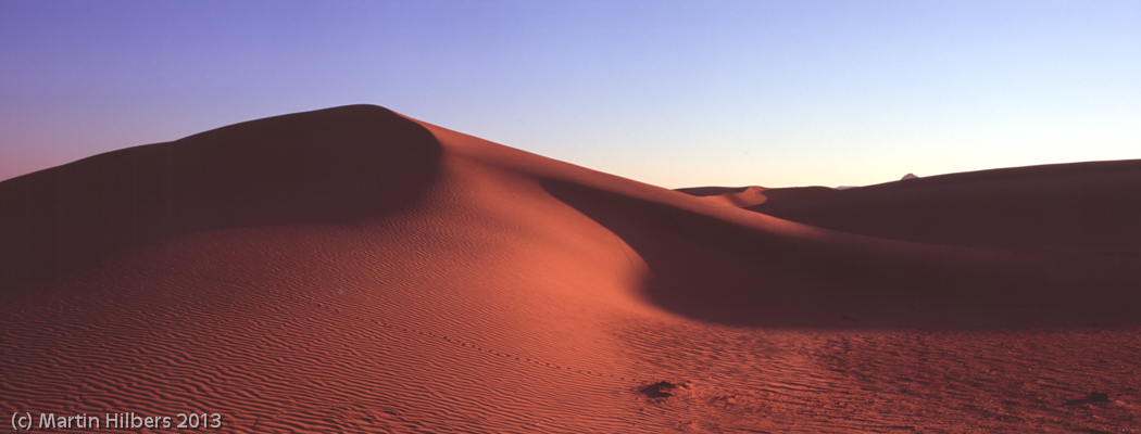 Mongolia: 17/6 Kharkorin - Mongol Els / Sand dunes. Click to see full size image