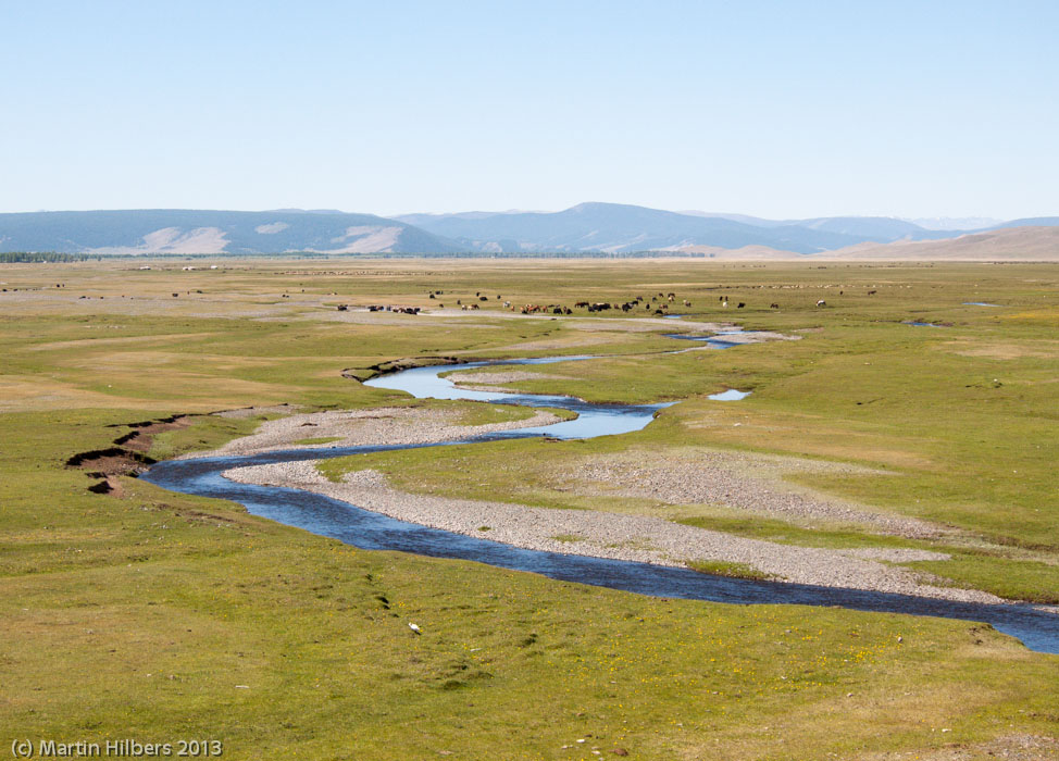 Mongolia: 10/6 Tsetserleg - Kumirnya Tusukhaley / River valley upstream from Tsetserleg. Click to see full size image