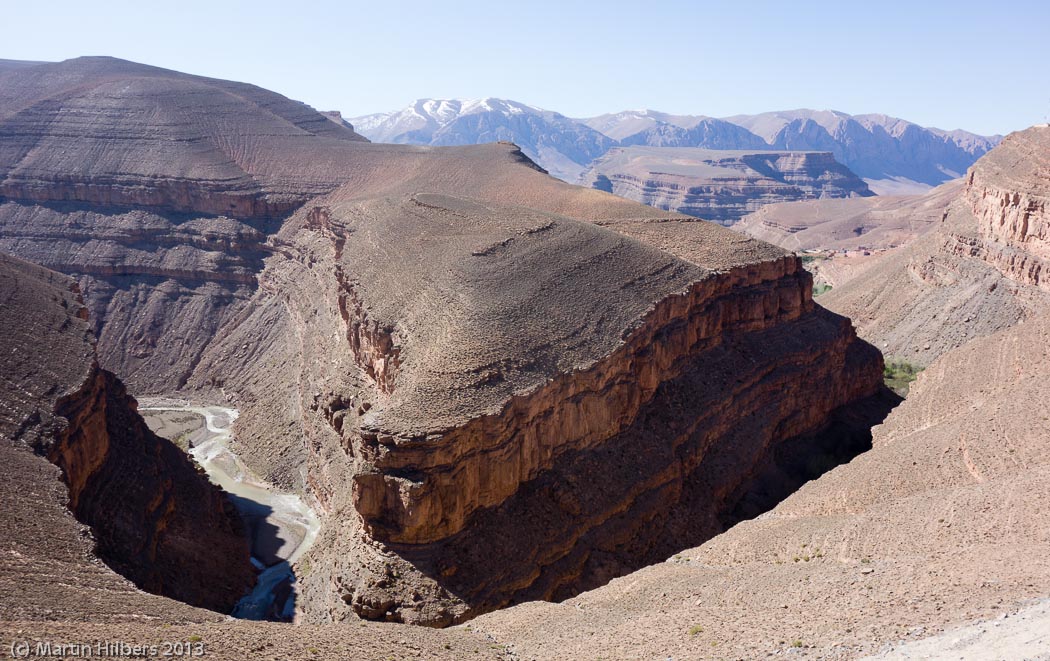 Morocco High Atlas and Jebel Sahro: 30/3 Msemrir - Boumalne Dades / Along the Gorges du Dades. Click to see full size image