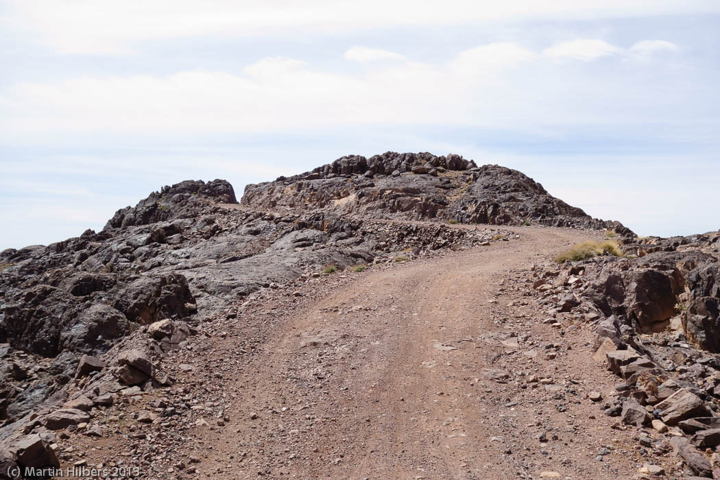 Morocco High Atlas and Jebel Sahro: 31/3 Boumalne Dades - Nekob / Tizi-n-Tazazert ahead. Click to see full size image
