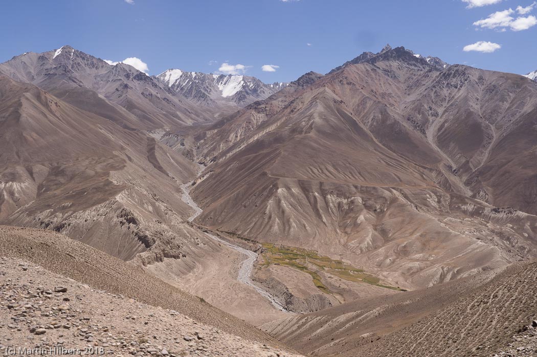 Pamirs : Langar - Khargush / Afghanistan across the Pamir river. Click to see full size image