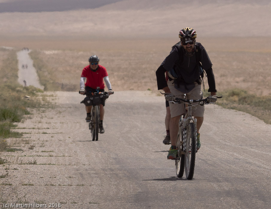 Pamirs : Murghab - Akbaital / Riding.... Click to see full size image