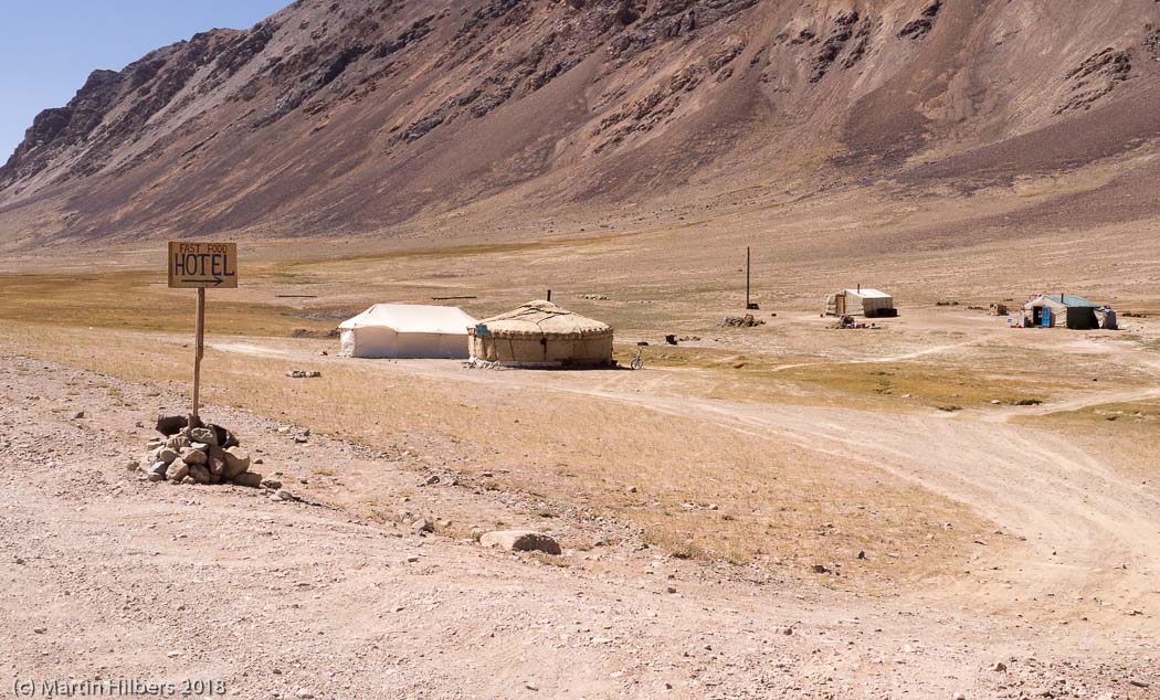 Pamirs : Akbaital - Kara Kul / Pamir Highway facilities. Click to see full size image