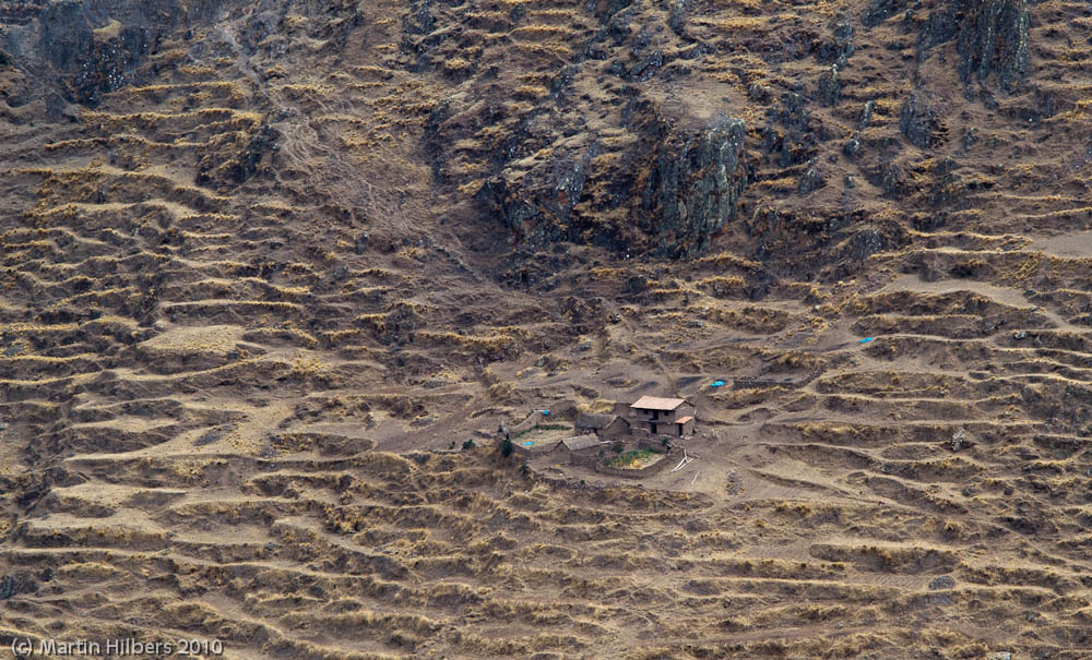 Peru: 4/9 Calca - Lares / Highland farm. Click to see full size image
