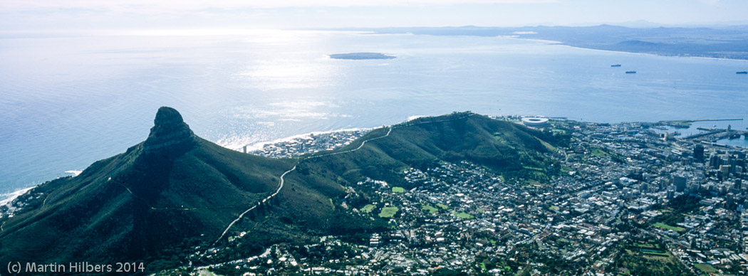 Victoria Falls - Cape Town: 7/6 Cape Town / Robben Island seen from Table Mountain. Click to see full size image