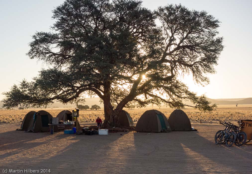 Victoria Falls - Cape Town: 27/5 Rooisand - Sesriem / Sesriem Camp. Click to see full size image